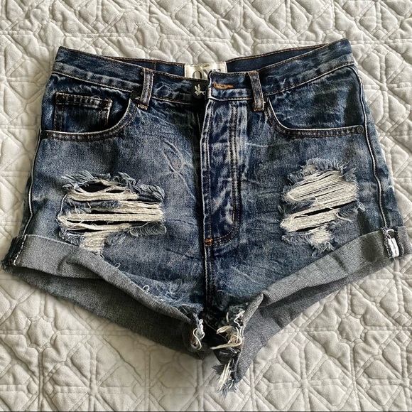 One Teaspoon Pants - 🛑🛑 SOLD!! One Teaspoon Distressed Outlaw Shorts